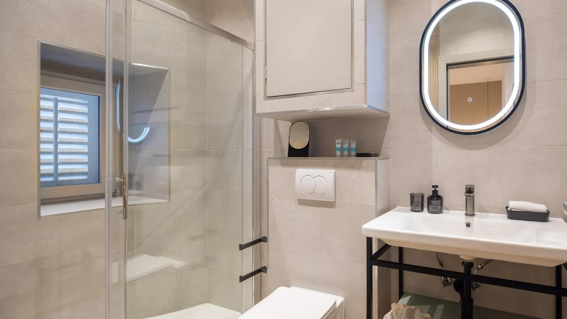 Piac Luxury Suites Сплит 0*,